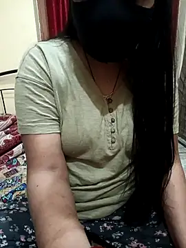 Snapshot of Soniya_444 chatting on 02.15.25 Soniya 444 online show from 02.15.25