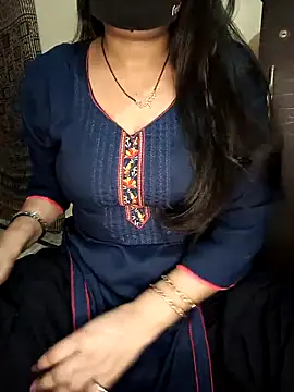 Snapshot of Soniya_444 chatting on 03.11.25 Soniya 444 online show from 03.11.25