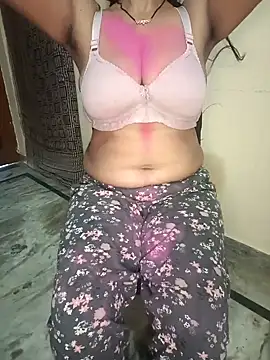 Snapshot of Soniya_444 chatting on 03.14.25 Soniya 444 online show from 03.14.25