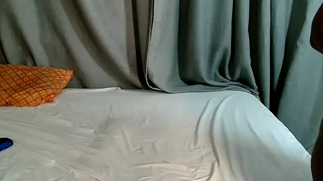 EROTIC BARBIE28 online show from 04.10.26