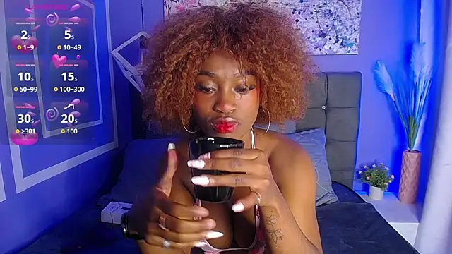 nikkystorm1  online show from 09.12.25