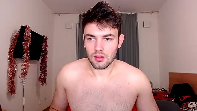 Snapshot of Justin_Smit2 chatting on 12.23.24 Justin Smit2 online show from 12.23.24