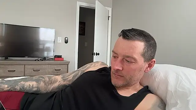 Snapshot of moon-boy chatting on 03.07.25 moon-boy online show from 03.07.25