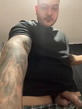 Snapshot of El_Titan1998 chatting on 01.10.25 El Titan1998 online show from 01.10.25