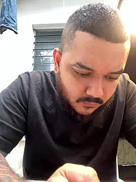 Snapshot of El_Titan1998 chatting on 01.11.26 El Titan1998 online show from 01.11.26