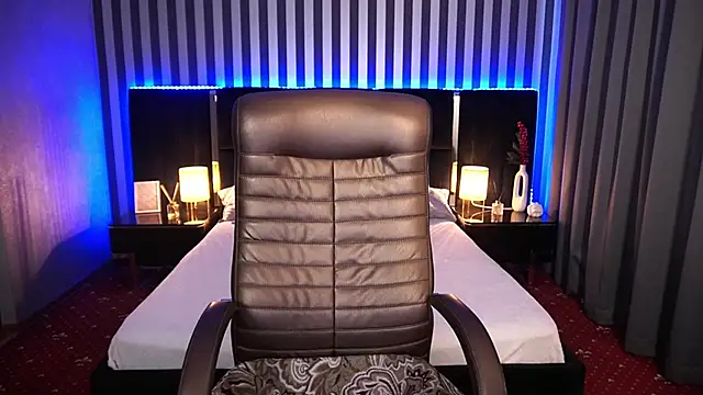 AfinaLin online show from 02.16.25