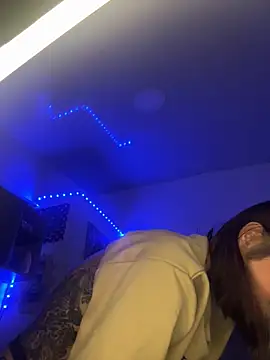 Snapshot of BlueStoneX chatting on 02.03.25 BlueStoneX online show from 02.03.25