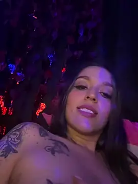 Snapshot of BlueStoneX chatting on 02.25.25 BlueStoneX online show from 02.25.25