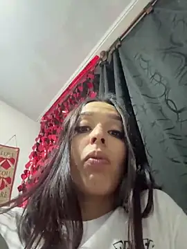 Snapshot of BlueStoneX chatting on 02.26.25 BlueStoneX online show from 02.26.25