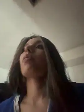 Snapshot of BlueStoneX chatting on 03.06.25 BlueStoneX online show from 03.06.25