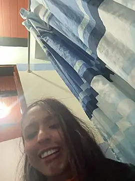 Snapshot of BlueStoneX chatting on 03.09.25 BlueStoneX online show from 03.09.25