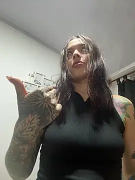 Snapshot of BlueStoneX chatting on 03.10.25 BlueStoneX online show from 03.10.25