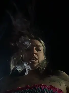 Snapshot of BlueStoneX chatting on 03.21.25 BlueStoneX online show from 03.21.25