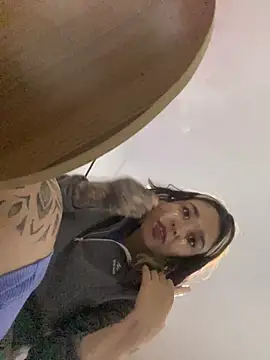 Snapshot of BlueStoneX chatting on 10.31.25 BlueStoneX online show from 10.31.25