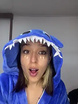 Snapshot of BlueStoneX chatting on 11.16.25 BlueStoneX online show from 11.16.25