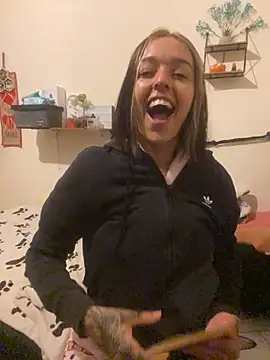 Snapshot of BlueStoneX chatting on 12.18.25 BlueStoneX online show from 12.18.25