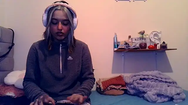 Snapshot of BlueStoneX chatting on 02.01.26 BlueStoneX online show from 02.01.26