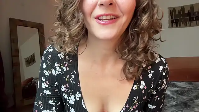 leahsparkles online show from 11.02.25