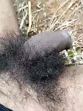 Snapshot of Guru2 chatting on 12.28.24 Guru2 online show from 12.28.24