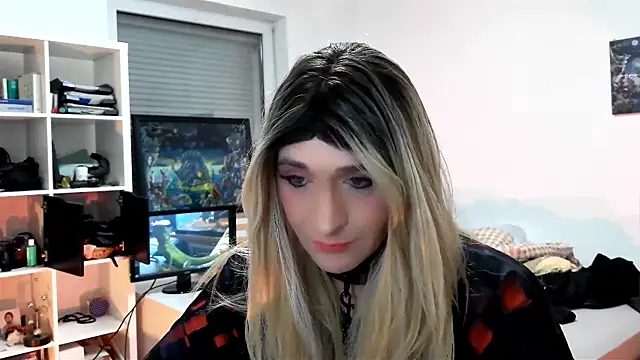 Snapshot of DYasmin69 chatting on 02.12.25 DYasmin69 online show from 02.12.25