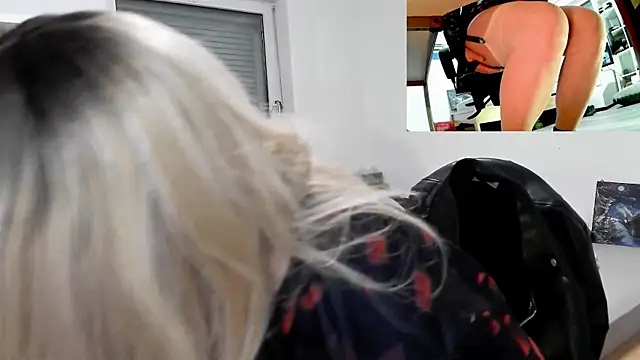 Snapshot of DYasmin69 chatting on 02.12.25 DYasmin69 online show from 02.12.25