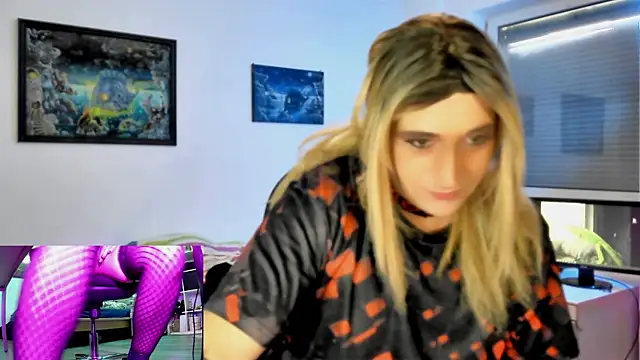 Snapshot of DYasmin69 chatting on 02.22.25 DYasmin69 online show from 02.22.25