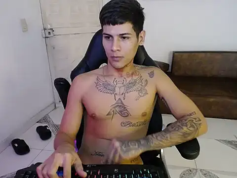 Clyde019 online show from 12.21.24