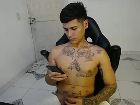 Clyde019 online show from 01.03.25