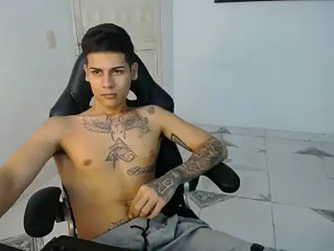 Clyde019 online show from 02.04.25