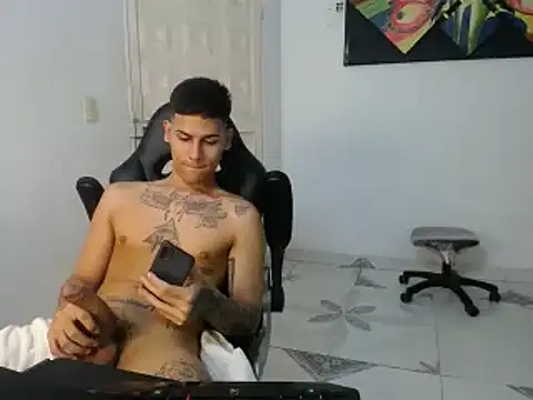 Clyde019 online show from 02.07.25