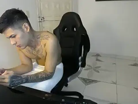 Clyde019 online show from 02.14.25