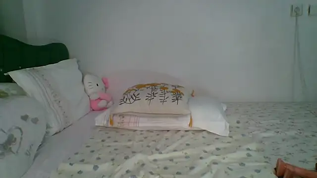 Snapshot of LeydiLi chatting on 05.28.26 LeydiLi online show from 05.28.26
