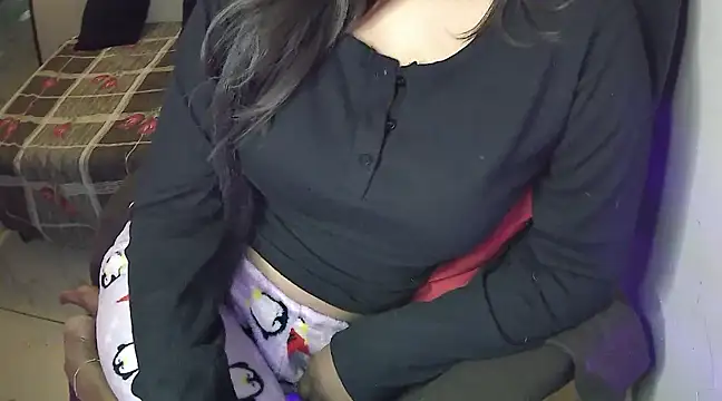 Snapshot of J_kaur chatting on 02.22.25 J kaur online show from 02.22.25