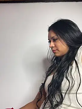 Snapshot of Charlotemonroe chatting on 03.08.25 Charlotemonroe online show from 03.08.25