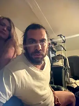 Snapshot of anttime4u chatting on 11.13.25 anttime4u online show from 11.13.25