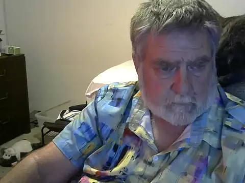 Snapshot of viejo_oso chatting on 09.20.25 viejo oso online show from 09.20.25