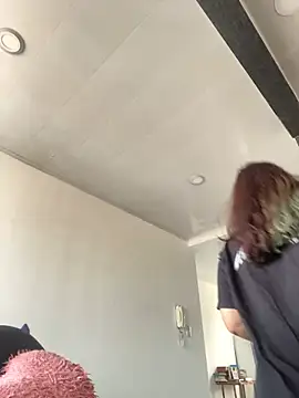 Snapshot of Sophia_cyrus11 chatting on 02.04.25 Sophia cyrus11 online show from 02.04.25