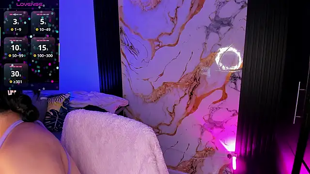 Snapshot of stefany_duque1_ chatting on 02.21.26 stefany duque1 online show from 02.21.26