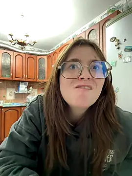 Sabrina shells online show from 11.21.25