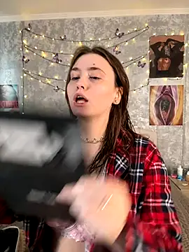 Sabrina shells online show from 11.23.25