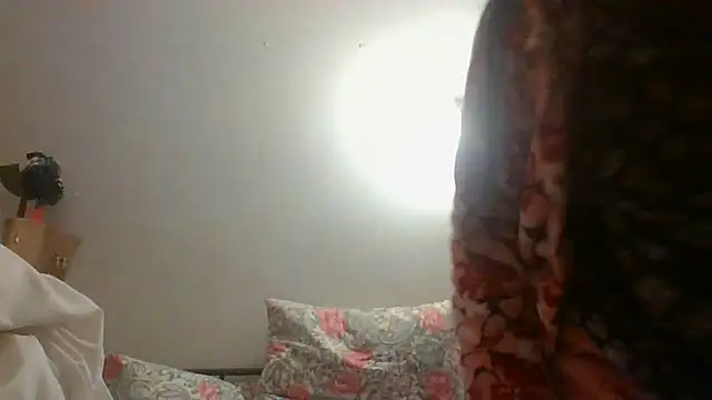 BELLAMORGANE1 online show from 12.24.24