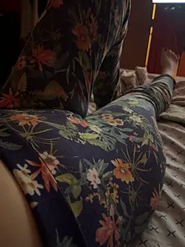 Snapshot of Gaby_kat chatting on 03.13.25 Gaby kat online show from 03.13.25