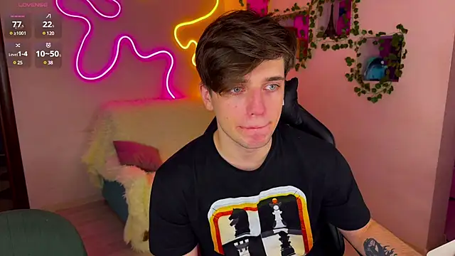 RobertAndLinela online show from 02.16.25