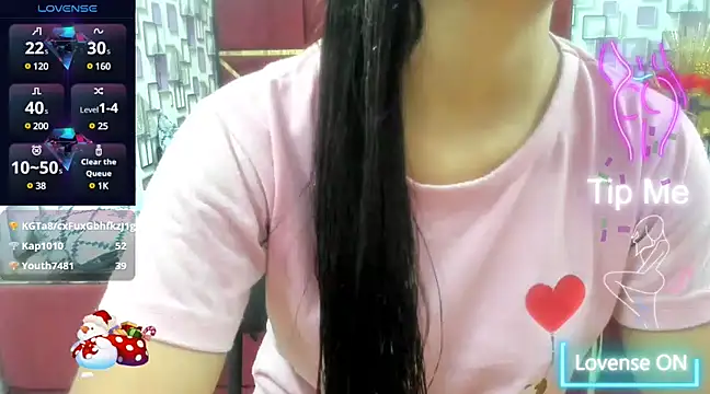 Snapshot of Somiya87 chatting on 03.19.25 Somiya87 online show from 03.19.25