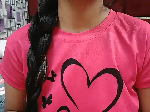 Snapshot of Somiya87 chatting on 11.25.25 Somiya87 online show from 11.25.25