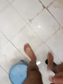 Snapshot of playboyz77 chatting on 12.25.24 playboyz77 online show from 12.25.24