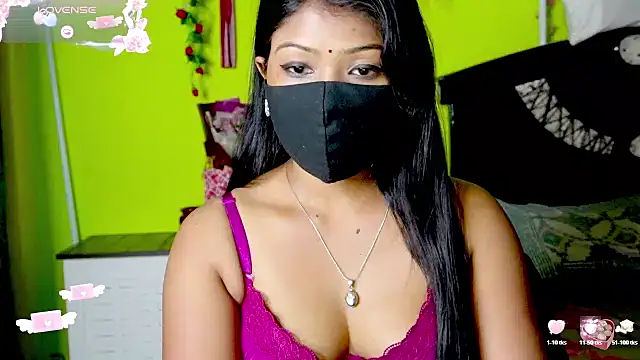 Snapshot of sexyhoney27 chatting on 03.12.26 sexyhoney27 online show from 03.12.26