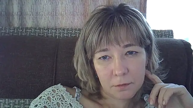 Snapshot of EllaJohnsonX chatting on 01.18.25 EllaJohnsonX online show from 01.18.25