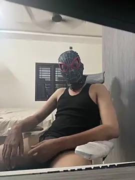 Snapshot of thewhitedickboyx1 chatting on 01.15.25 thewhitedickboyx1 online show from 01.15.25