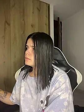 pretty angela1 online show from 12.15.25